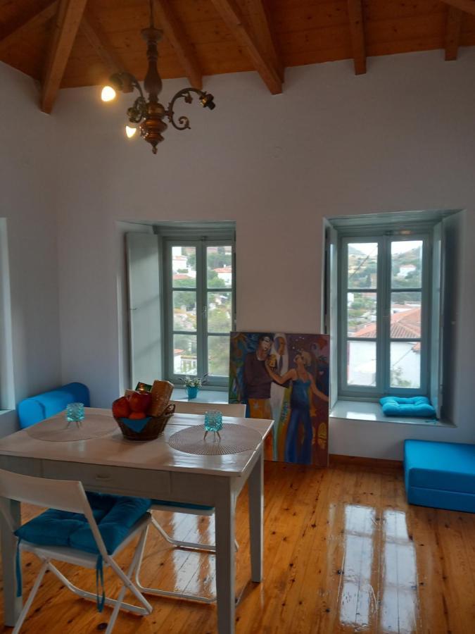 Iolis Loft Hydra Apartment ภายนอก รูปภาพ